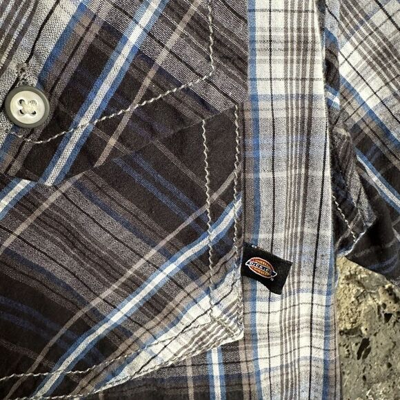 Dickies Shirt Men's Large XXL Blue Plaid Short Sleeve Pocket Button Workwear - Picture 4 of 10